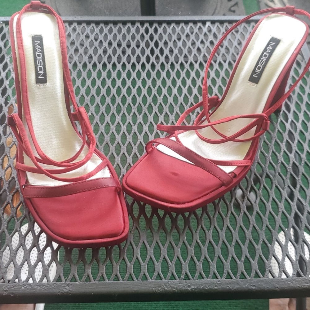 MADISON Satin Red Shoes
